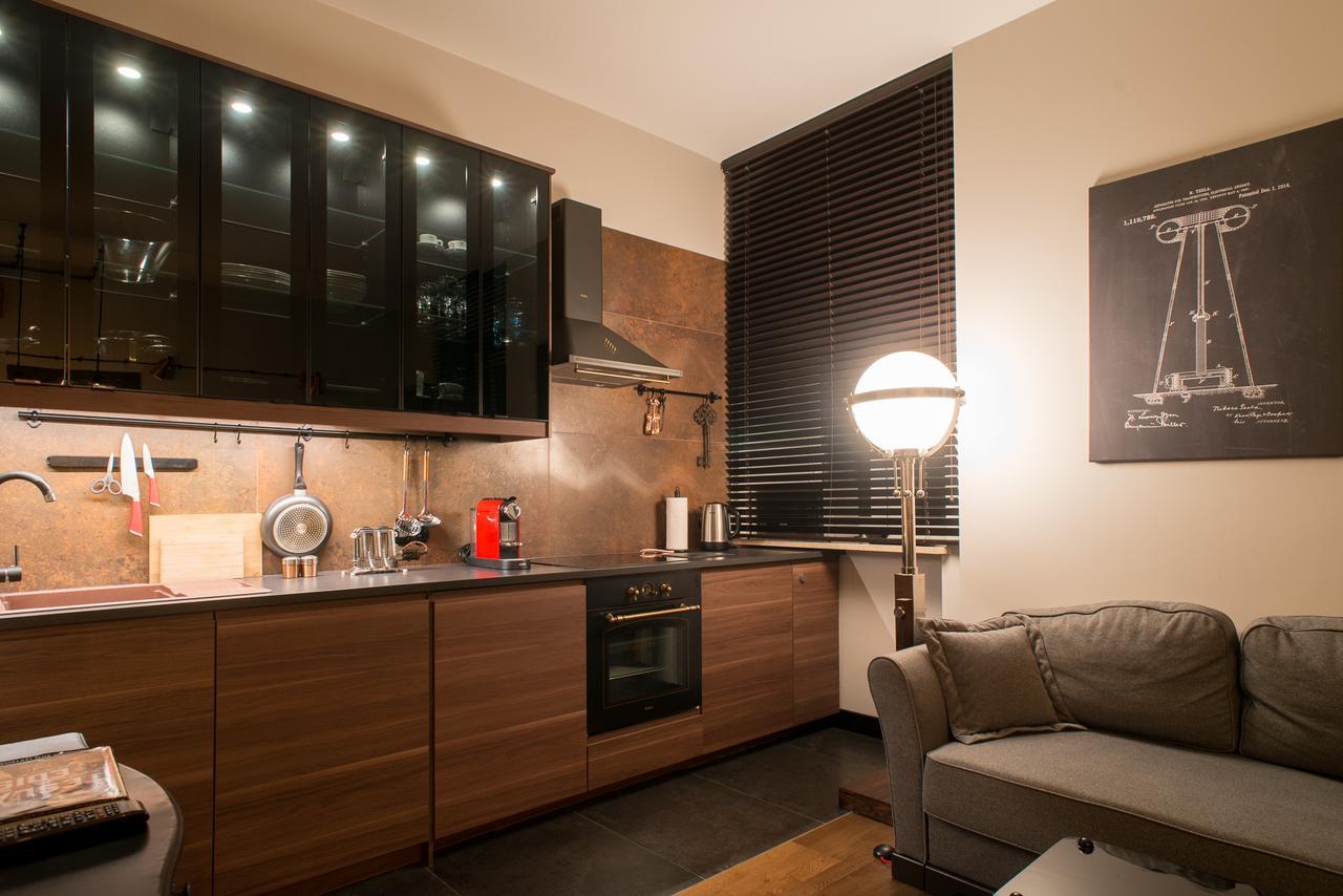 Nikola Tesla By Mythings Apartman Varsó Kültér fotó
